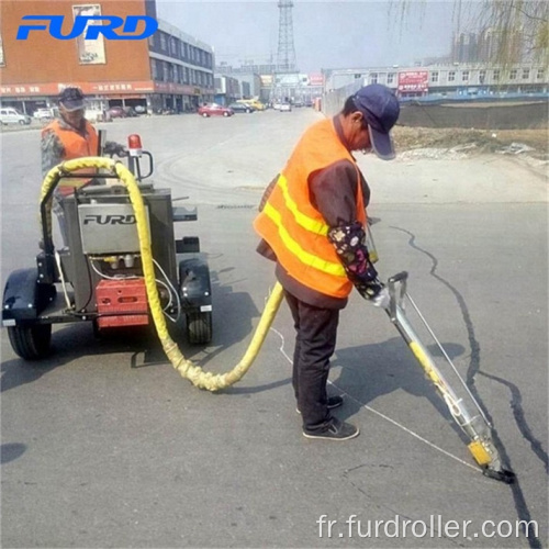 Machine de réparation de nids de poule avec réservoir d'asphalte 100L